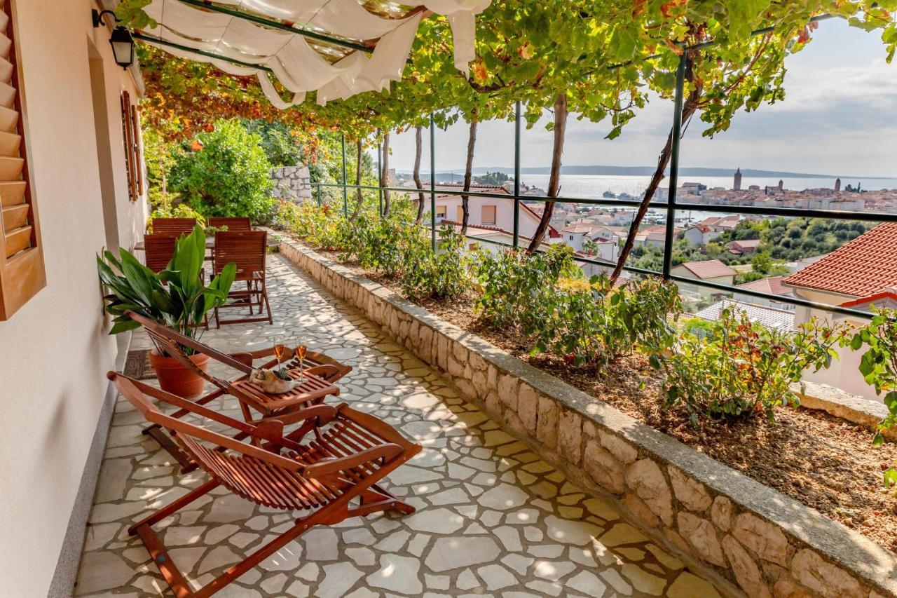 Maris Apartment Palit Екстериор снимка