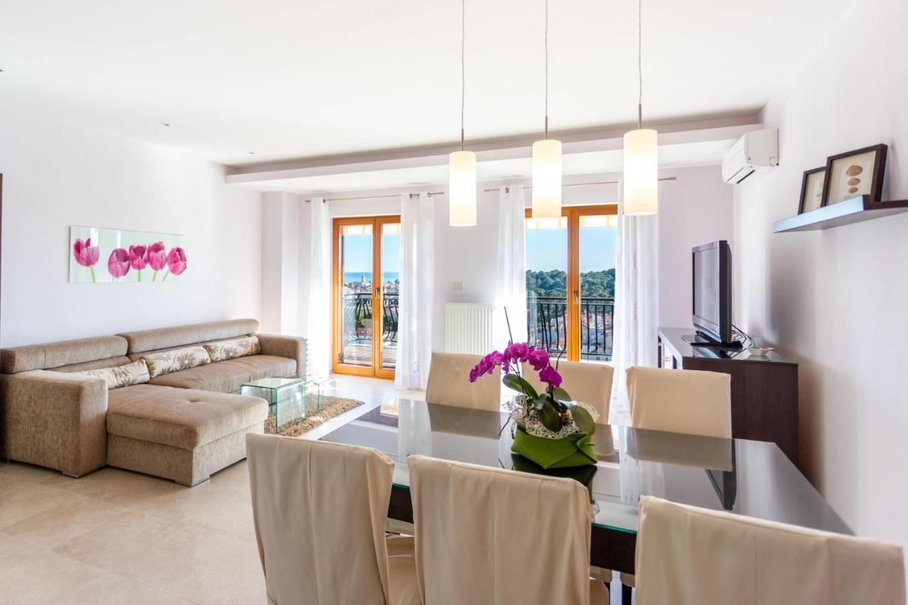 Maris Apartment Palit Екстериор снимка